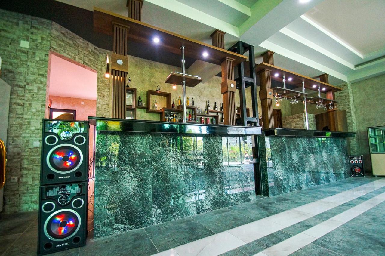 Delta Hotel Ureki Εξωτερικό φωτογραφία